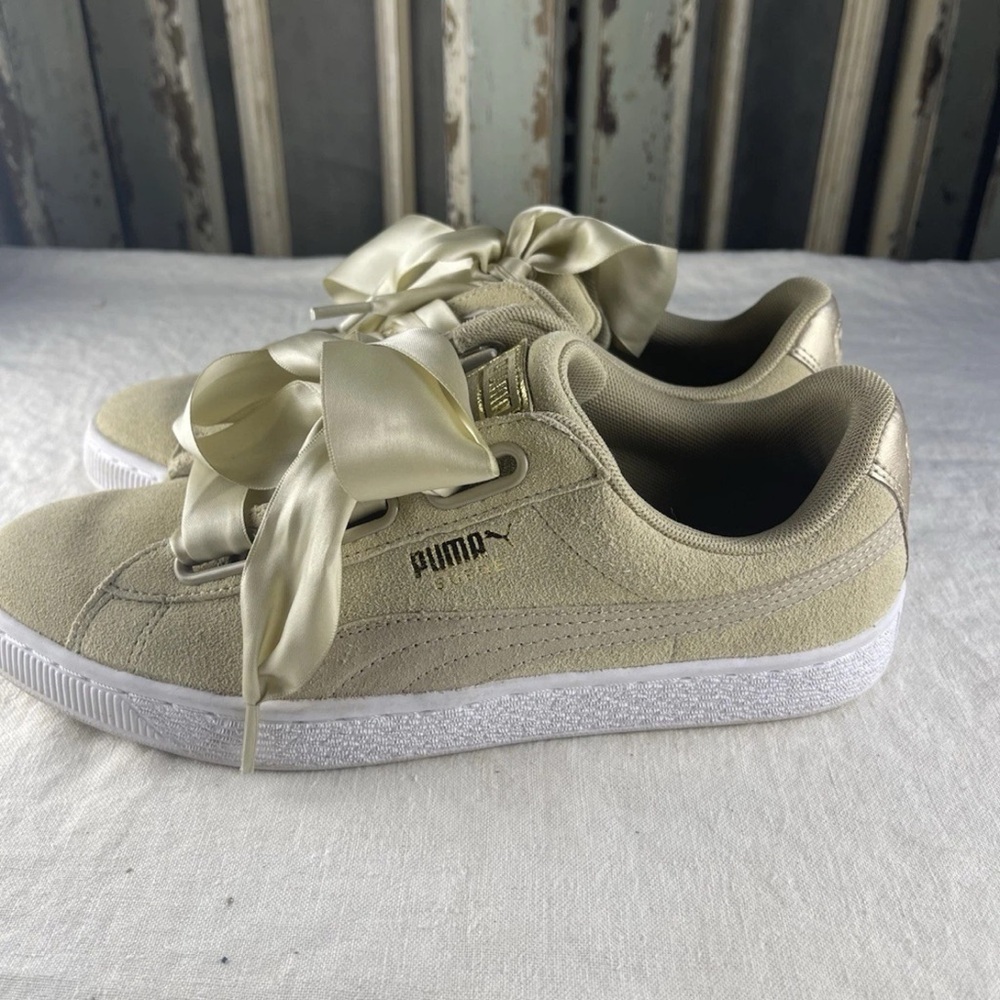 Puma Suede Heart Safari WOMEN SIZE  10.5 - Picture 9 of 12